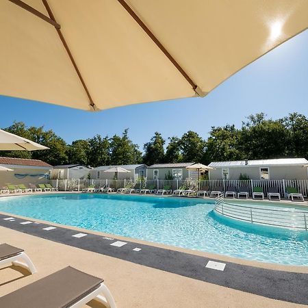 Camping Les Chèvrefeuilles Royan Extérieur photo