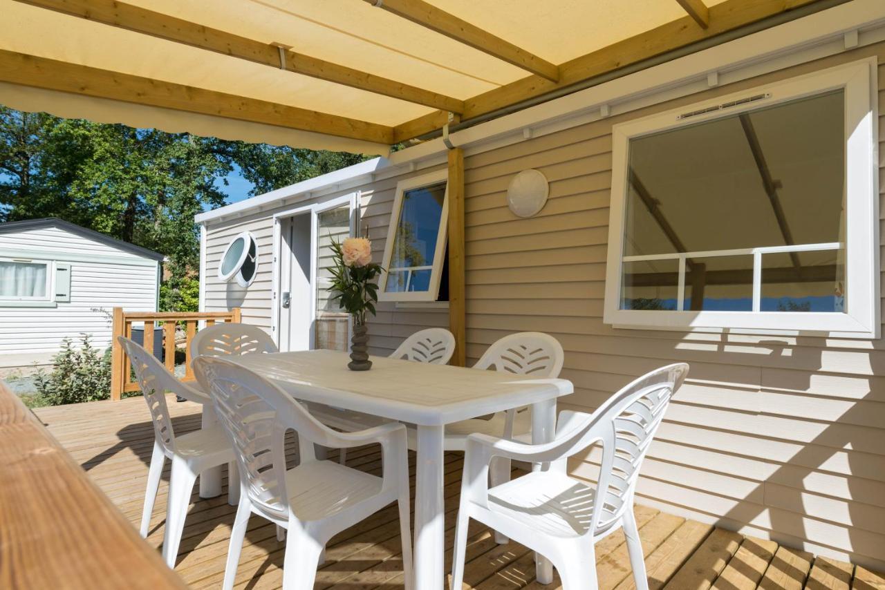 Camping Les Chèvrefeuilles Royan Extérieur photo